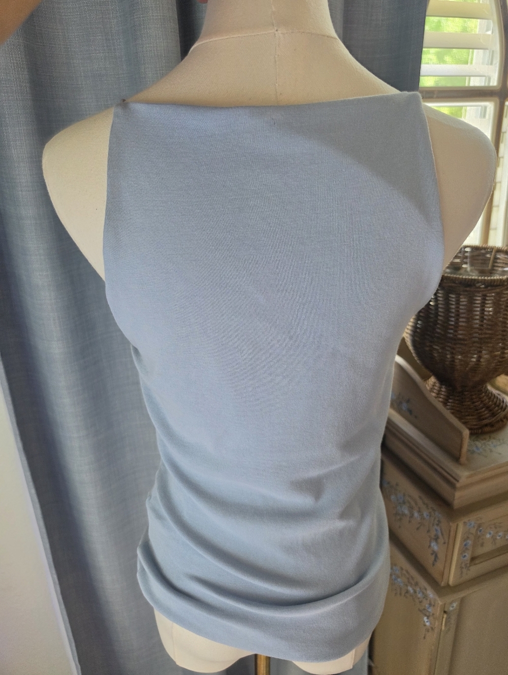 Zara Tank - Picture 4 of 4